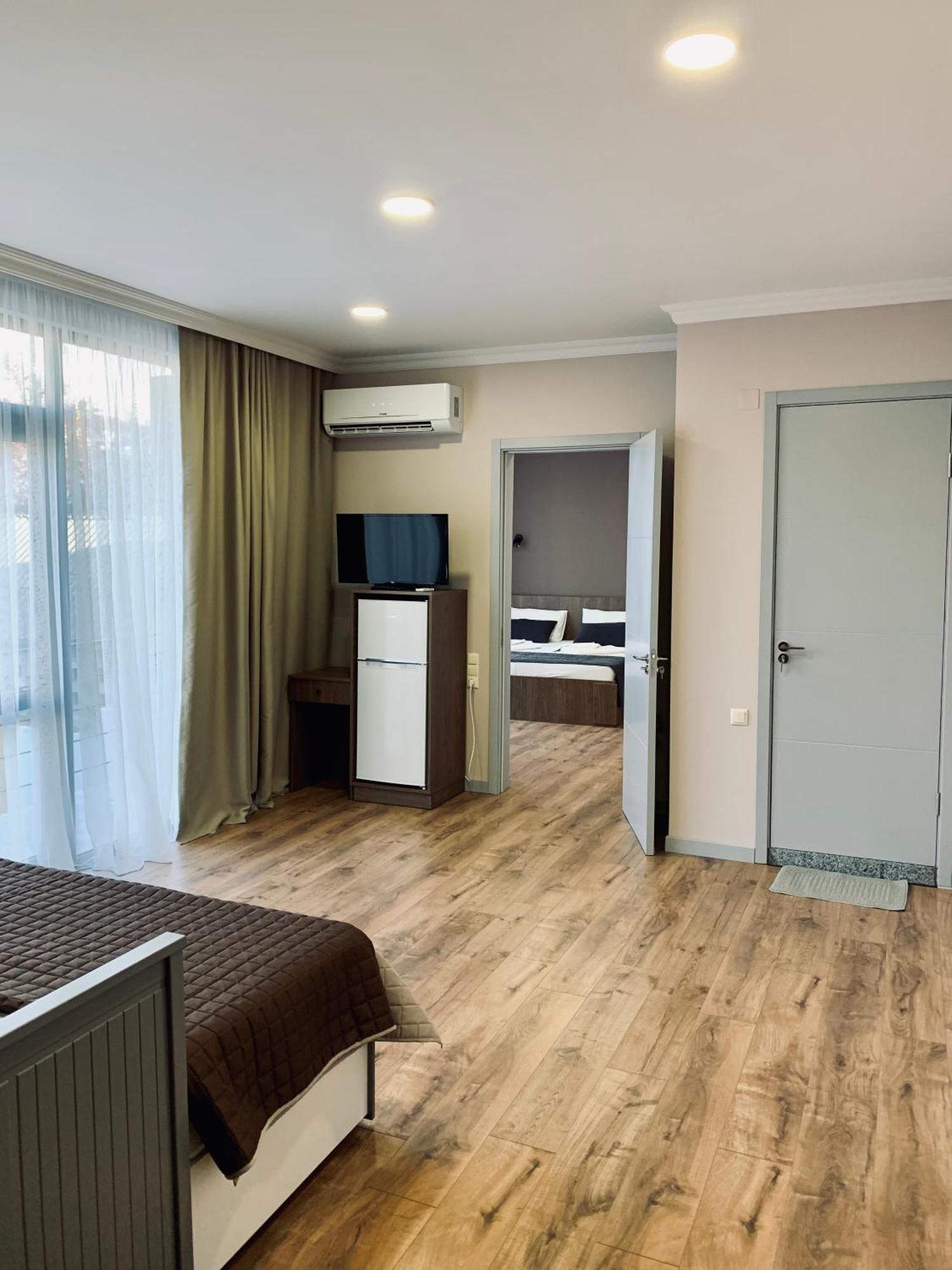 Guest House Smile Кобулети Экстерьер фото