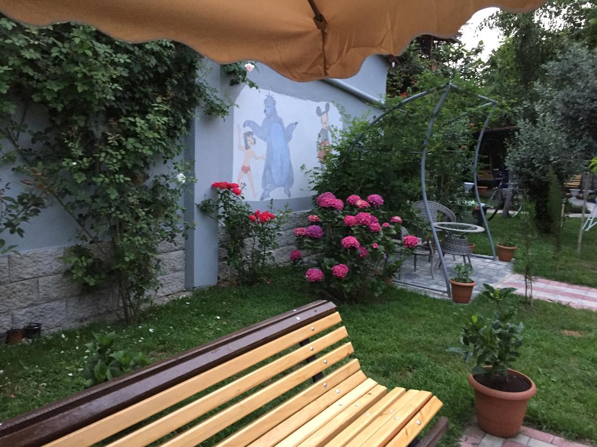 Guest House Smile Кобулети Экстерьер фото