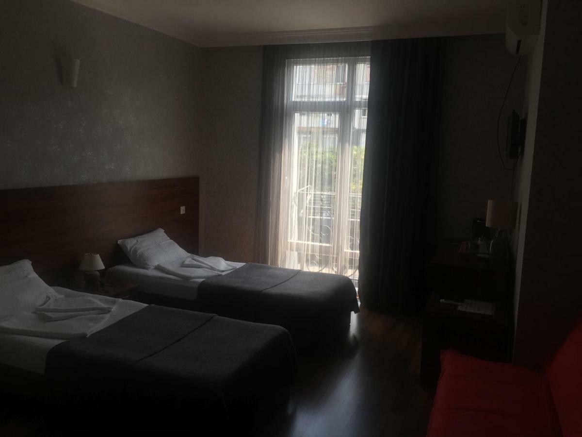 Guest House Smile Кобулети Экстерьер фото
