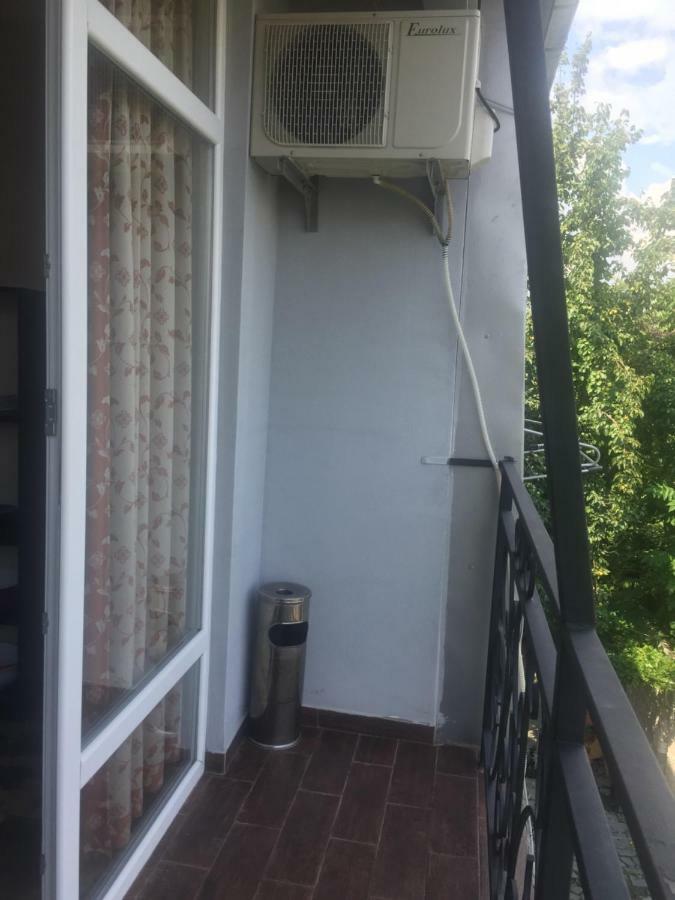 Guest House Smile Кобулети Экстерьер фото